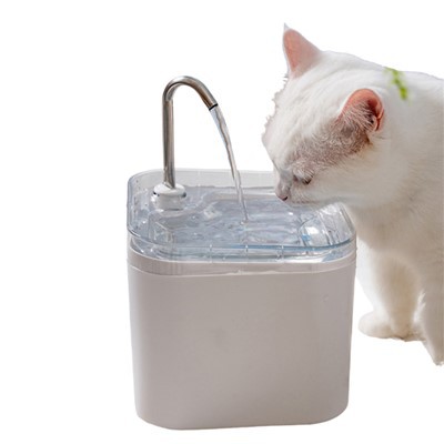 Elektryczna fontanna dla kota